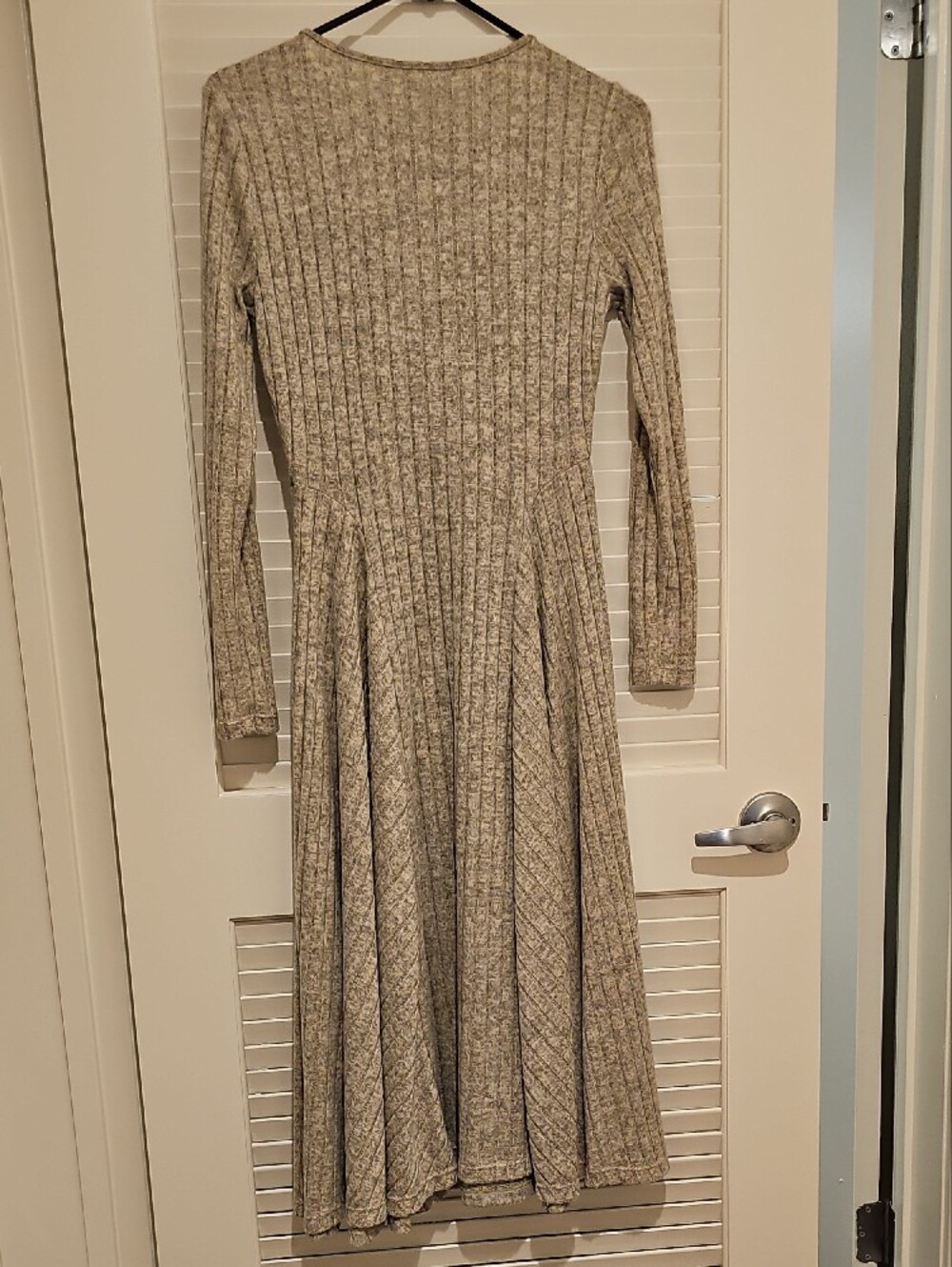 Long Sleeve V-Neck Ribbed Knit Dress - Warm Gray - Picture 7 of 7